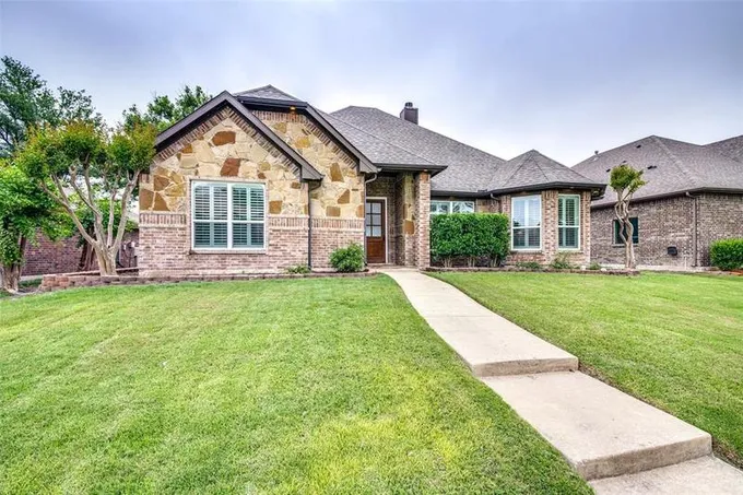 9210 Chimneywood Dr, Rowlett, TX 75089 for Sale