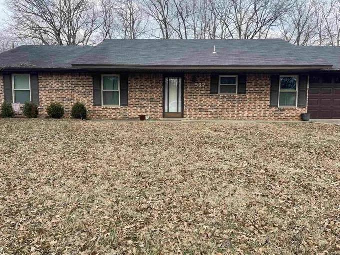 907 KAREN DR, Mena, AR 71953 Single Family Residence For Sale  MLS# 24004322