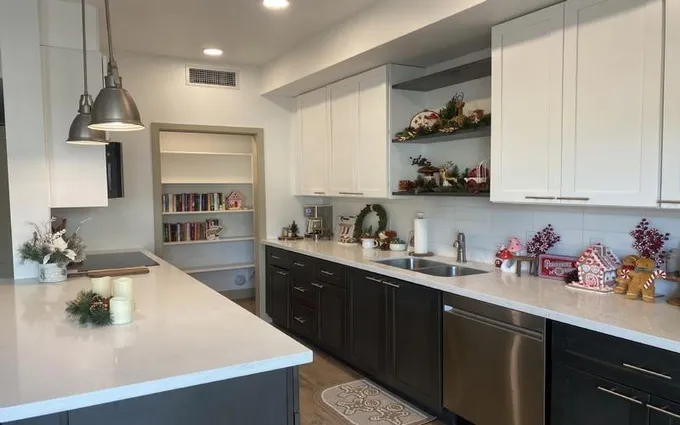 Rental listing in Scottsdale Area, Phoenix Area. Contact the landlord or property manager direct about rental.