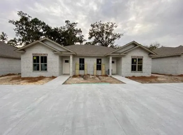 151 Eagle Crest Dr - Brunswick, GA 31525 - Home For Rent