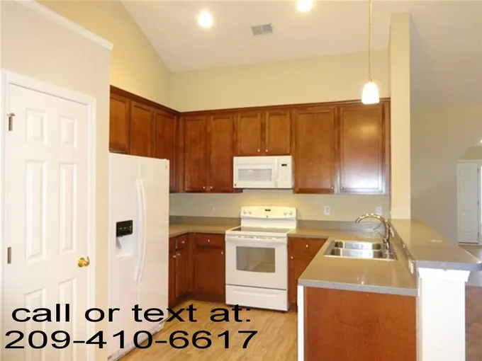 1236 Shadow Mist Lane Charleston, SC 29492 for Rent