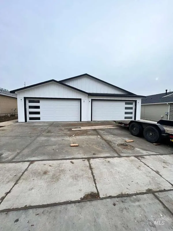 1425 W Lark Court, Nampa, ID 83651  624388230 for Sale