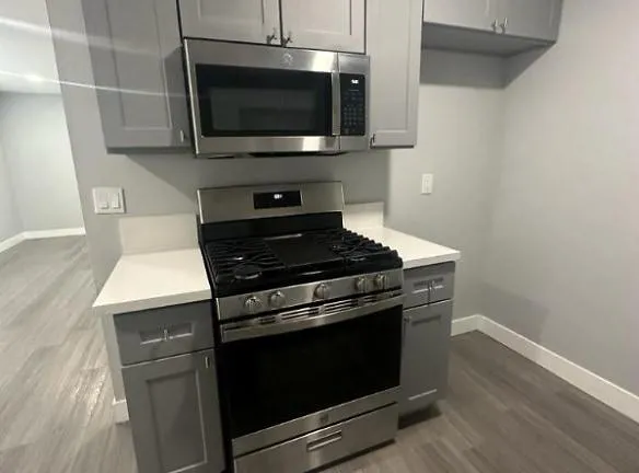 16121 Clark Ave unit 4 - Bellflower, CA 90706 - Home For Rent