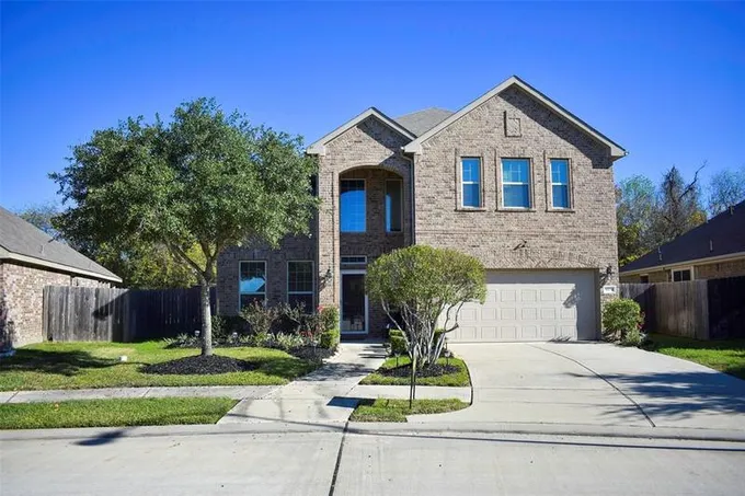 18234 Golden Falls Ln, Spring, TX 77379 for Sale