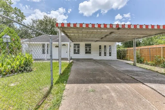 4902 Pershing St, HOUSTON, TX 77033 for Sale