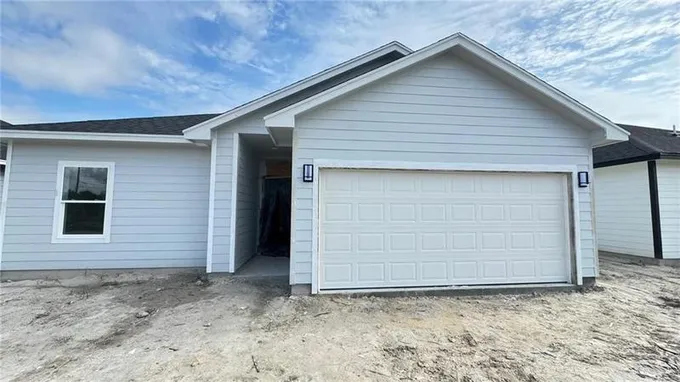 107 Sherwood Dr, Rockport, TX 78382 for Sale