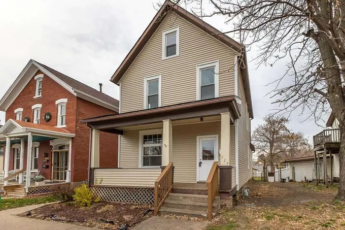 717 Rhomberg, Dubuque, IA 52001  610624002 for Sale