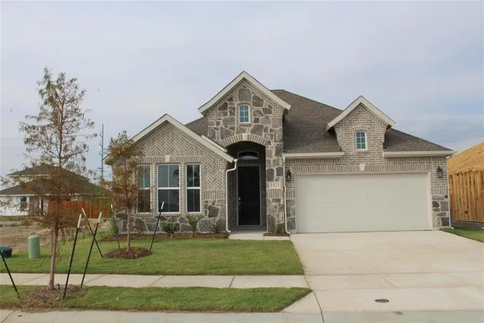 1821 Briar Rose Dr, DENTON, TX 76207 for Sale