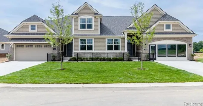 3760 Chatham, Brighton, MI 48114 - MLS 20240003375 for Sale