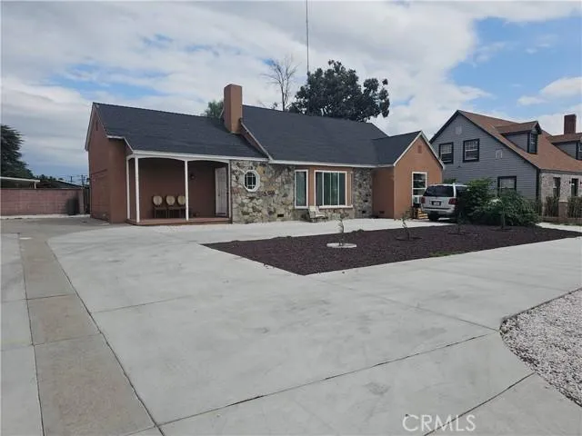 445 N Riverside, Rialto CA 92376 for Sale