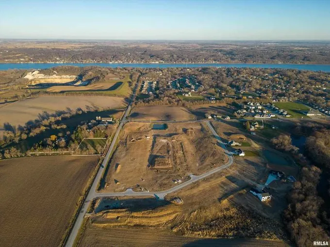 Lot 9 15TH Street, Le Claire, IA 52753  621162810 for Sale