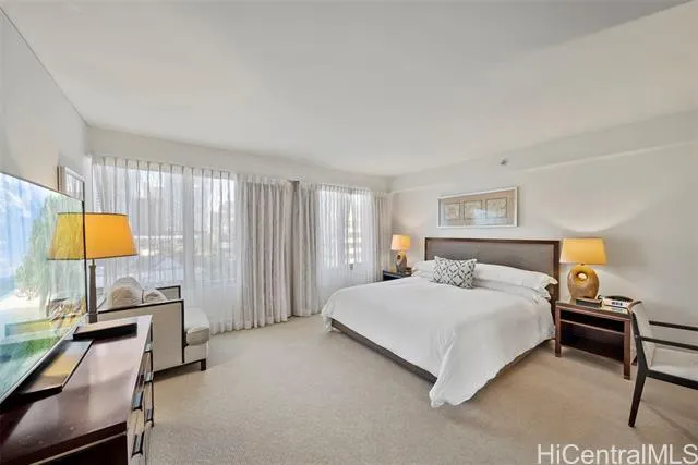 223 Saratoga Road 901, Honolulu HI 96815 for Sale
