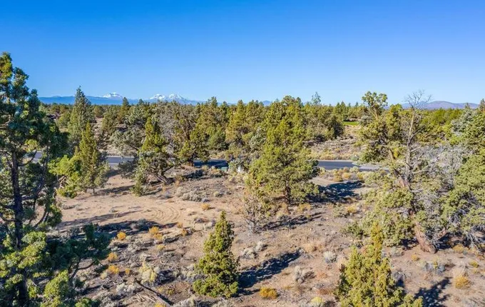65660 Pronghorn Estates Dr #Lot 29, Bend, OR 97701 - MLS 220167445 for Sale