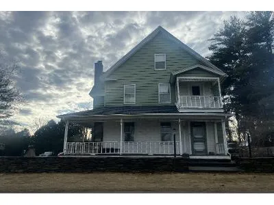 Shoemaker Lane for Sale