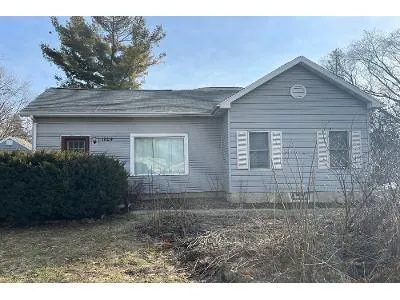 N Oneida St for Sale