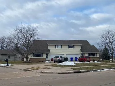Fieldstone Ct for Sale