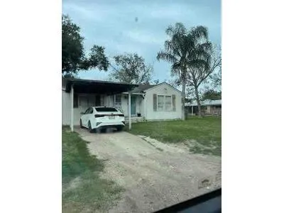 SW 8th St for Sale