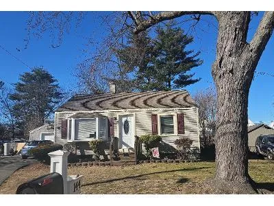 Stuart St for Sale