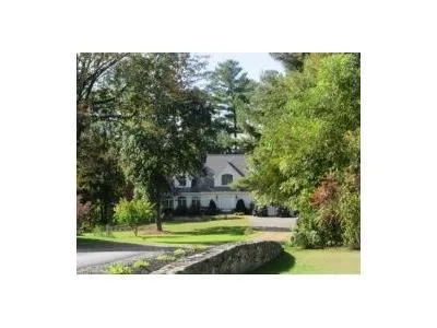 Mammoth Rd for Sale