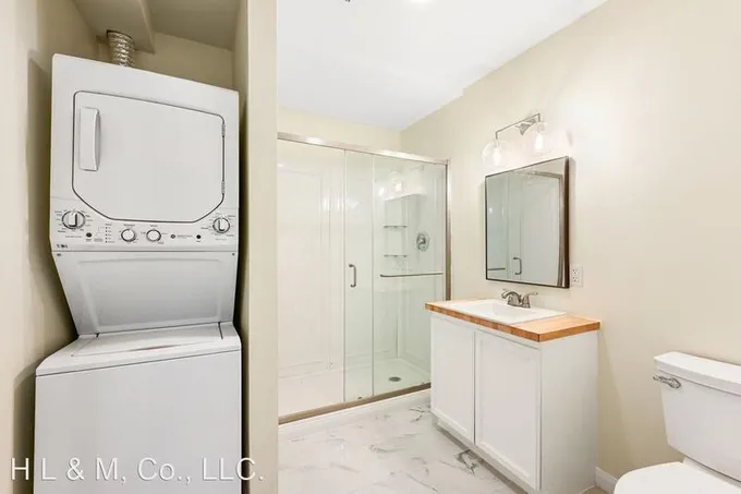1011 W. 10th St - 14  1011 W. 10th St for Sale