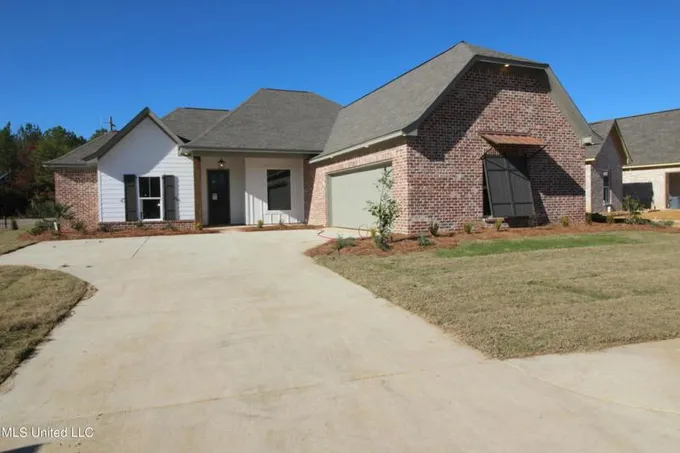 201 WETHERSFIELD DRIVE, Florence, MS 39073 Single Family Residence For Sale  MLS# 4055166