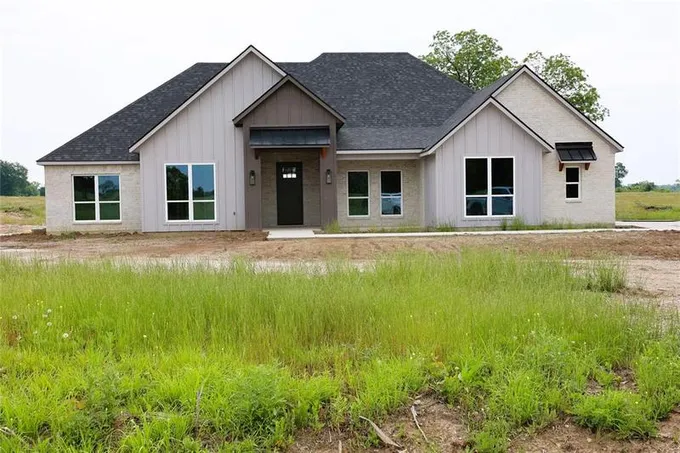 3191 COUNTY RD 1076, Celeste, TX 75423 for Sale
