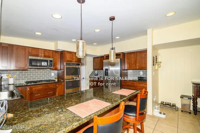 6222 E EASTLAND ST, Tucson, AZ 85711 Single Family Residence For Sale  MLS# 22324478