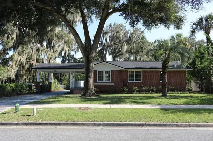 609 Cascade Ave, Leesburg, FL 34748 - MLS G5072462 for Sale