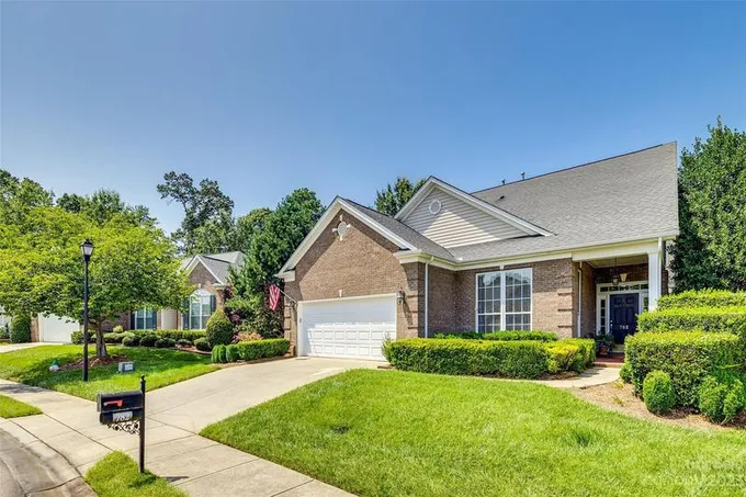 782 Platinum Dr, Fort Mill, SC 29708  MLS# 4053902 for Sale