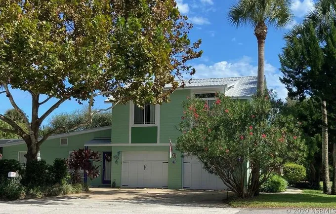 411 S Pine St, New Smyrna Beach, FL 32169 - MLS NS1051385 for Rent