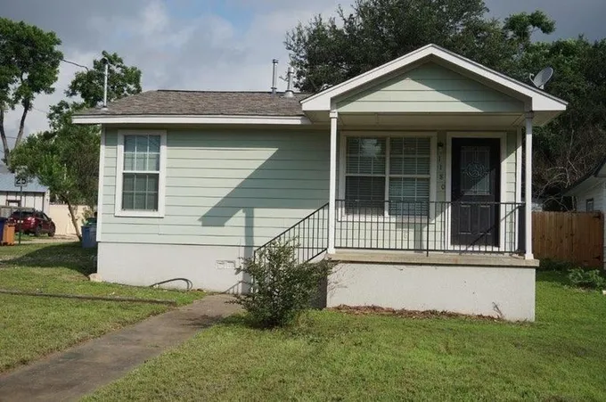 1180 Sol Wilson Ave, Austin, TX 78702 - MLS 9042164 for Rent