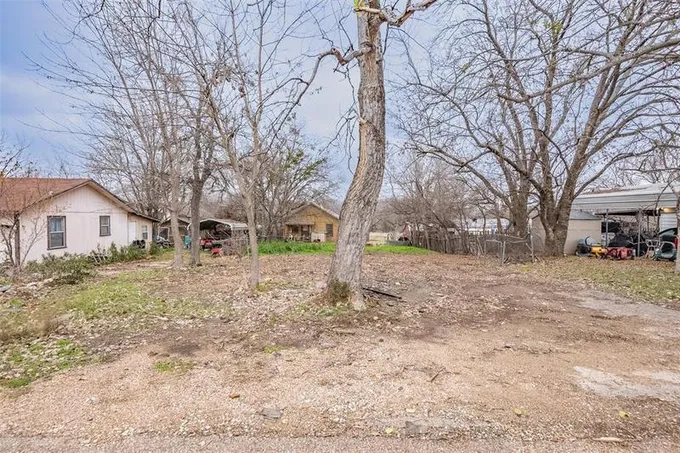 305 W 5th St, Maypearl, TX 76064 for Sale