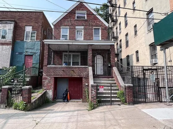 710 Oakland Pl, Bronx, NY 10457 - MLS H6271592 for Sale