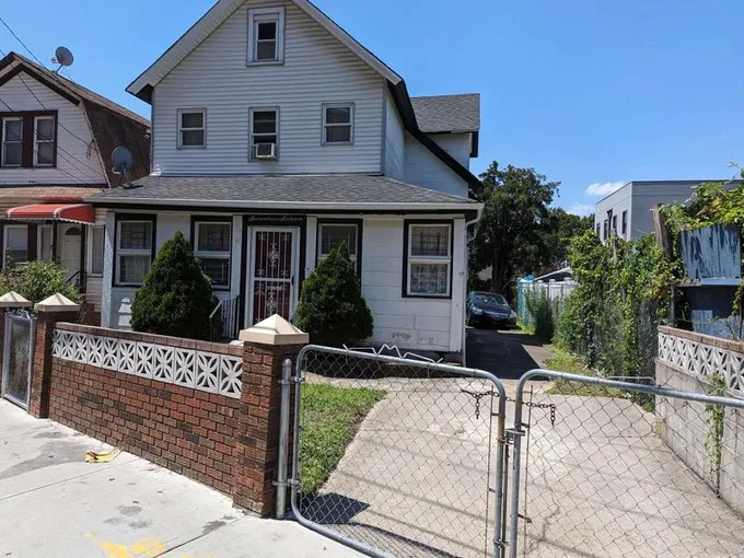 17-16 Redfern Ave, Far Rockaway, NY 11691 - MLS 3494277 for Sale