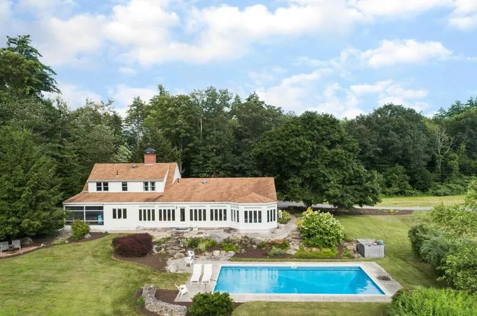 1028 Broad Cove Rd, Hopkinton, NH 03229 - MLS 4981035 for Sale