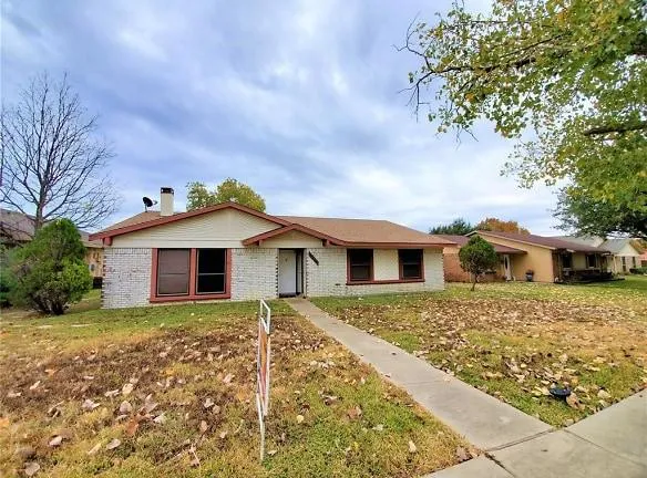 2232 Crockett Dr - Carrollton, TX 75006 - Home For Rent
