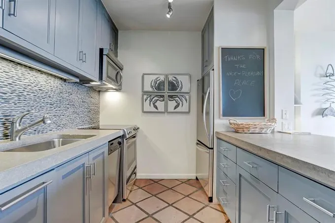 1401 E East Beach Dr E #301, Galveston, TX 77550 for Sale