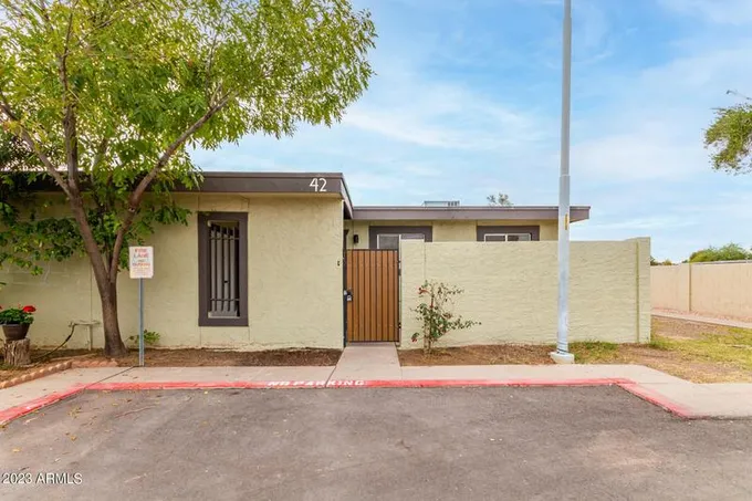 830 S Dobson Rd #42, Mesa, AZ 85202  MLS# 6641958 for Sale