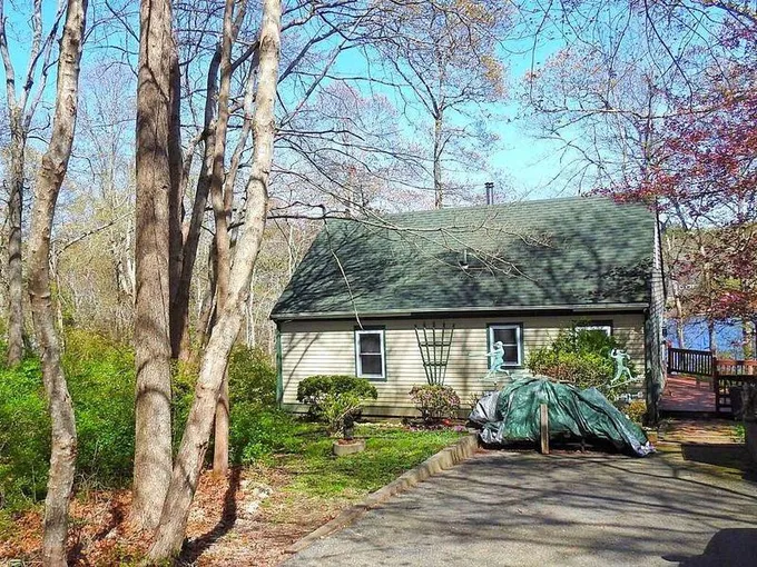 Shallow Pond, EAST FALMOUTH, MA 02536  613039624 for Sale