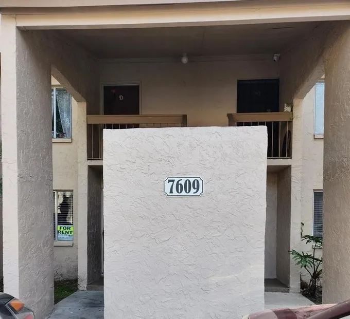 7609 Abbey Ln #4B, Tampa, FL 33617 - MLS T3481138 for Rent