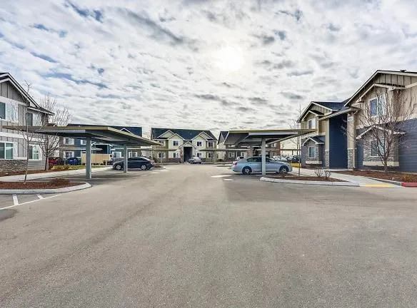Asheville Commons Apartments - 826 N Maple Grove Rd - Boise, ID Apartments for Rent