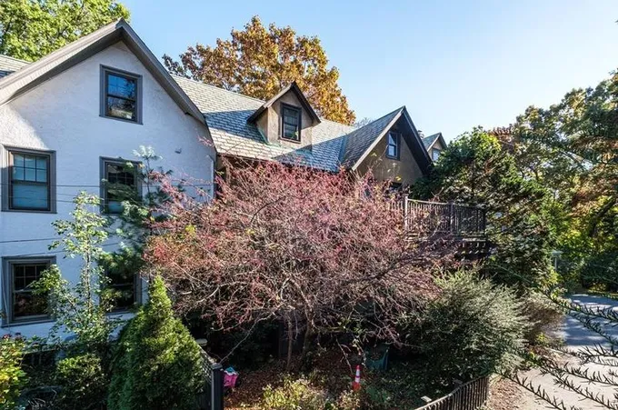 164 Tappan St, Brookline, MA 02445 - MLS 73175394 for Sale