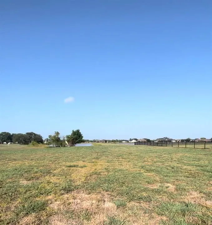 415 Lily Ln, Rosharon, TX 77583 for Sale