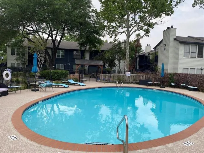 9009 Richmond Ave #405, Houston, TX 77063 for Sale