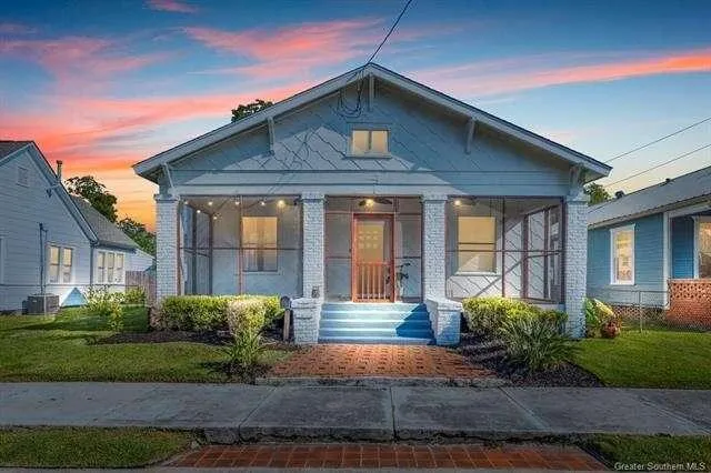 1025 Iris Street, Lake Charles, LA 70601  618705659 for Sale