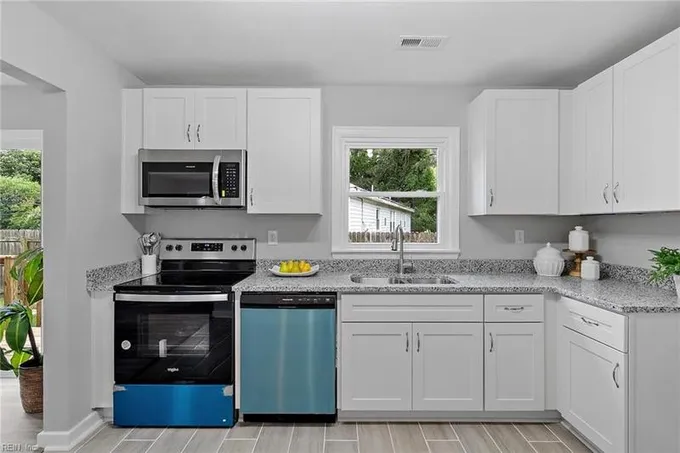 Norfolk, Norfolk City County, VA House for sale Property ID: 418191105