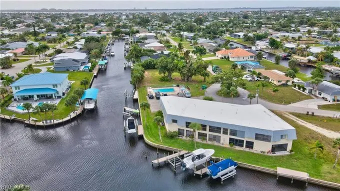 5111 MANOR CT APT 7, CAPE CORAL, FL 33904 Condo/Townhouse For Sale  MLS# 223091774