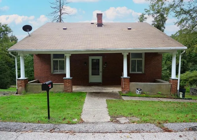 136 E Lemington Ave, Pittsburgh, PA 15235 - MLS 1622680 for Sale