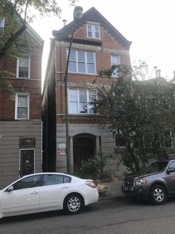 Chicago, IL - Apartment - $1,725.00 Available December 2021  1814 N Paulina St for Sale