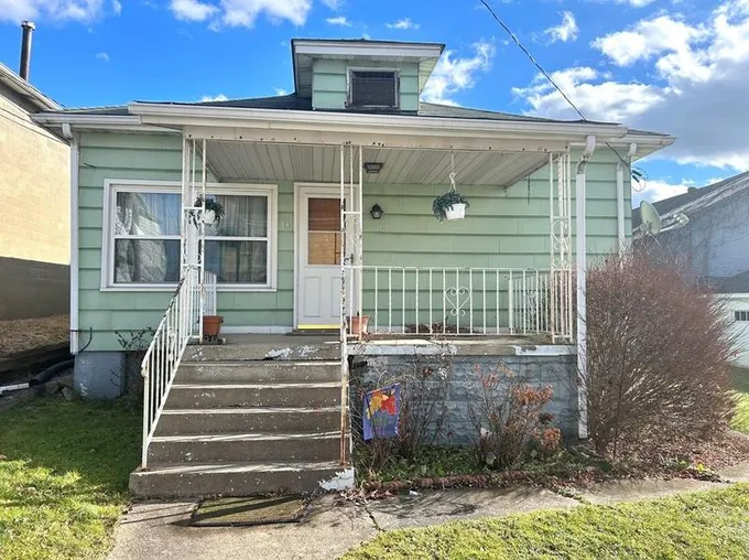 14 Dunlap St, Republic, PA 15475 - MLS 1637550 for Sale